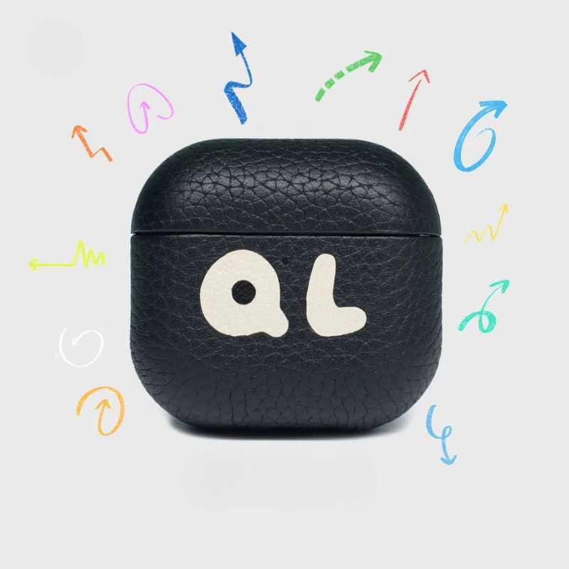 AirPods Pro 3個セット　おまけ付き Handmade Personalized Leather AirPods Pro 3 Case - Custom Initials