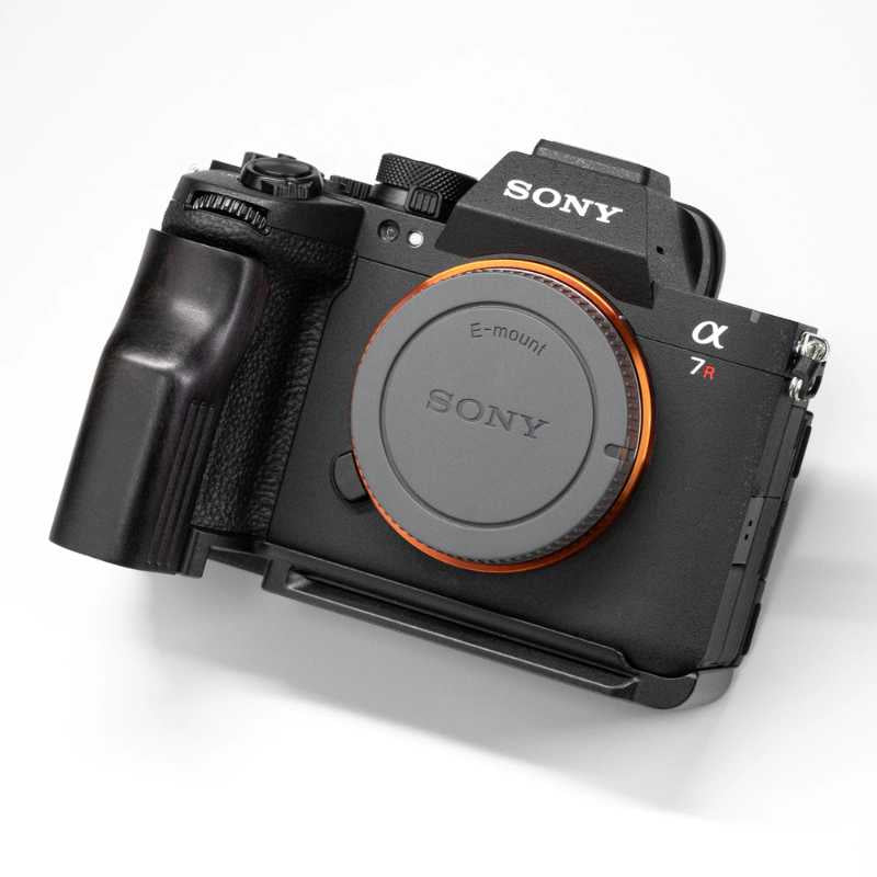 Sony A7R6 Custom Solid Wood Hand Grip | Arca-Swiss Compatible