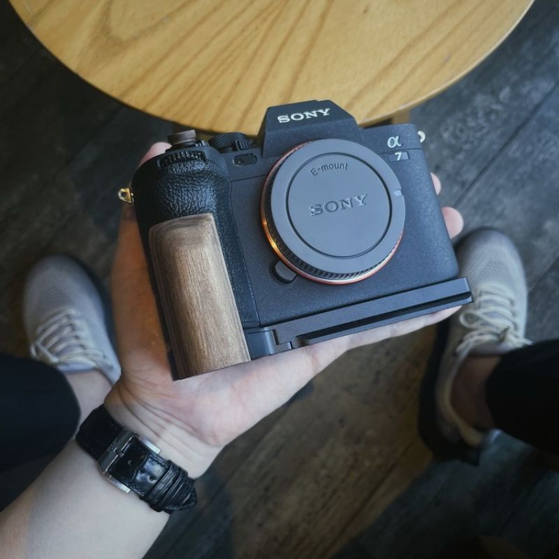 Sony A73 Sony A7iii Grip Extension Sony A7M4/A7R5 Hand Grip For