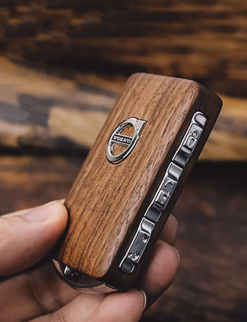 Wooden Car Key Fob Case: The Ideal Gift for Car Enthusiasts