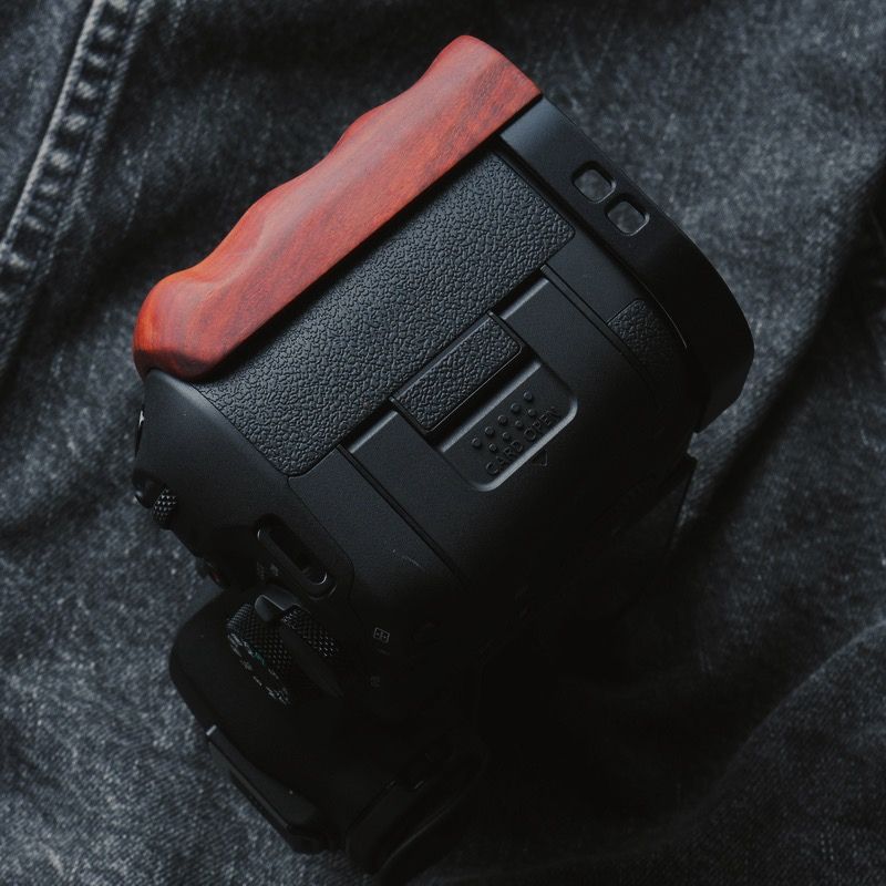 Canon EOS R6 R5用 木製ハンドグリップ 📷 iWoodStore