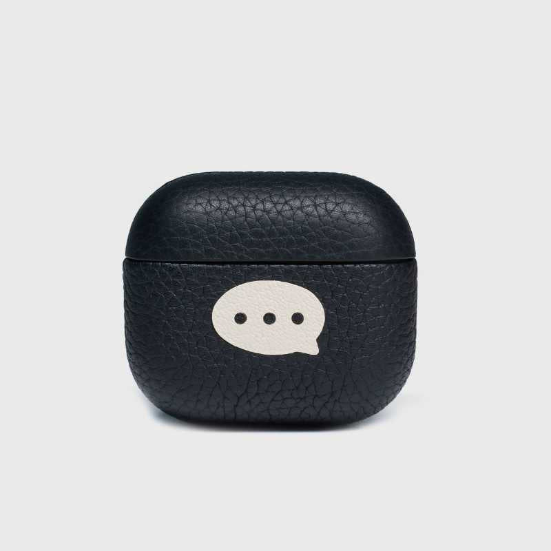Top lid with nano adhesive for secure closure Black leather case with a white icon on a light gray background