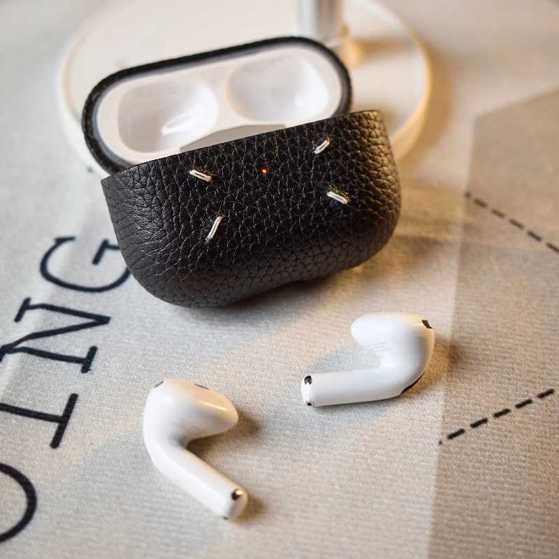 Cool Handmade Leather AirPods Pro 3 Case – Premium Cowhide Cover Gift