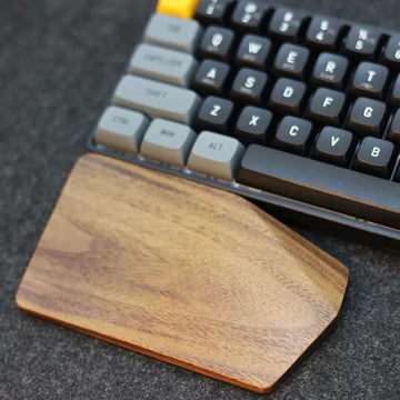 Split Palm Rest Support for Mechanical Keyboards