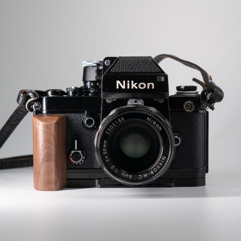 Nikon F2 Grip Nikon F2 film camera solid wood handle Aka quick equipment battery slot F2A F2AS