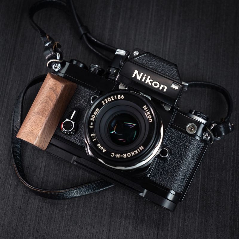 Nikon F2 Grip Nikon F2 film camera solid wood handle Aka quick equipment battery slot F2A F2AS