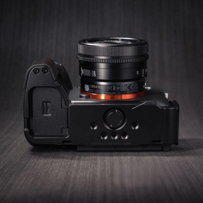 Sony A7M5 Grip Solid Wood Multifunctional & Aluminum Camera Handle iwoodstore