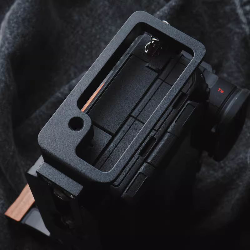 Sony A7M5 Wooden Handgrip | Ergonomic L-Plate & Battery Access | iWoodStore