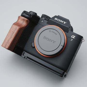 Sony A7M5 Wooden Handgrip | Ergonomic L-Plate & Battery Access | iWoodStore