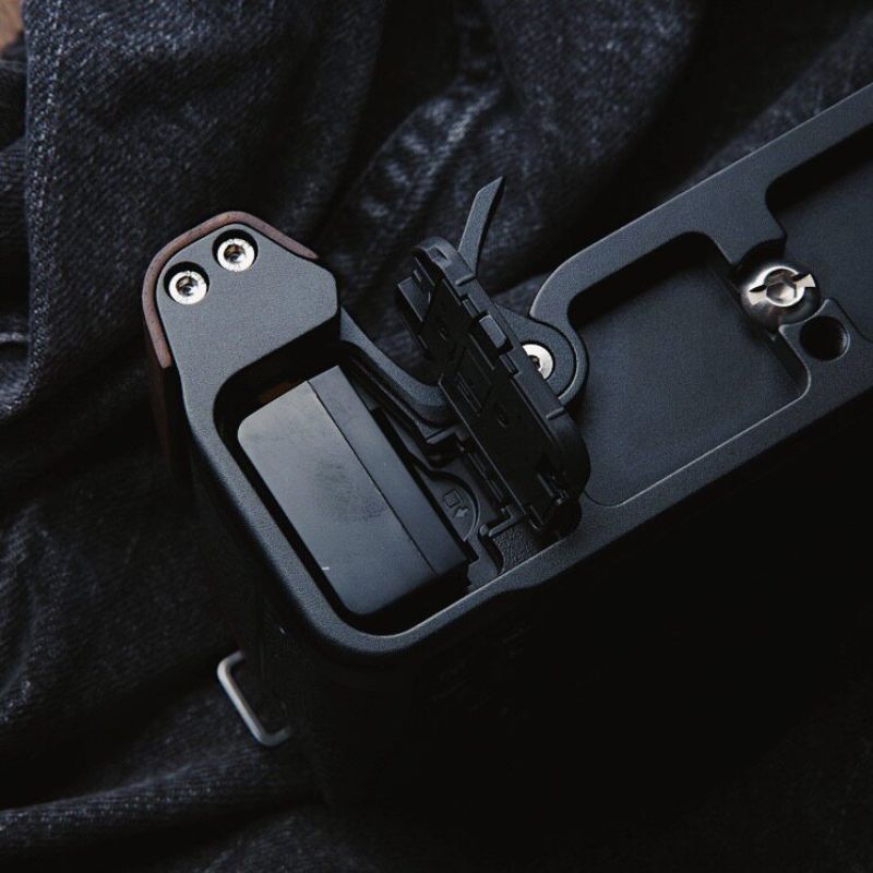 Nikon Z30 Handcrafted Wooden Grip | Ebony & Walnut | iWoodStore