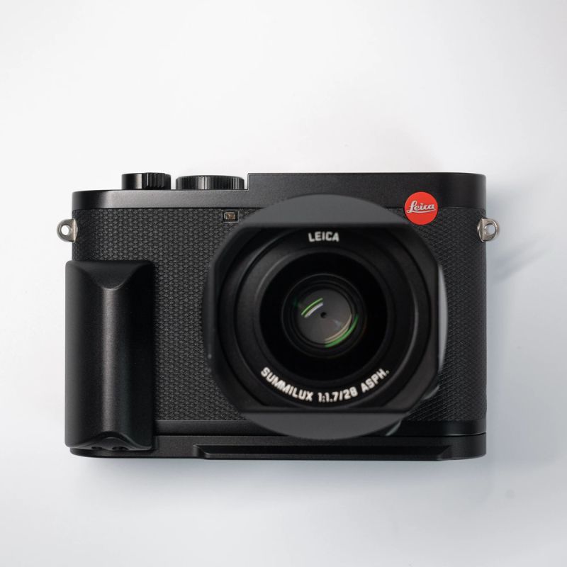 Wooden_Leica_Q3_Q2_Grip_Handle