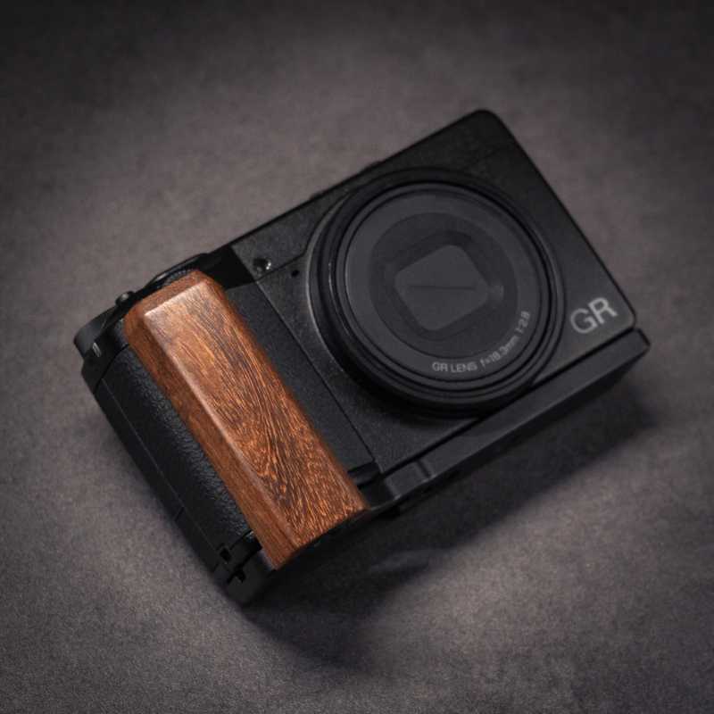 Brown Walnut Wood Ricoh GR4 Handgrip WG Design iWoodStore Camera with wooden grip on a dark gray background