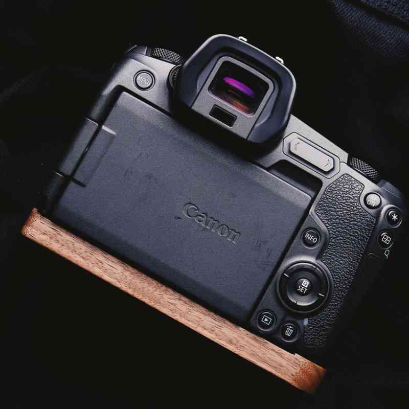 Canon EOS R Grip Base Plate Wood - iWoodStore