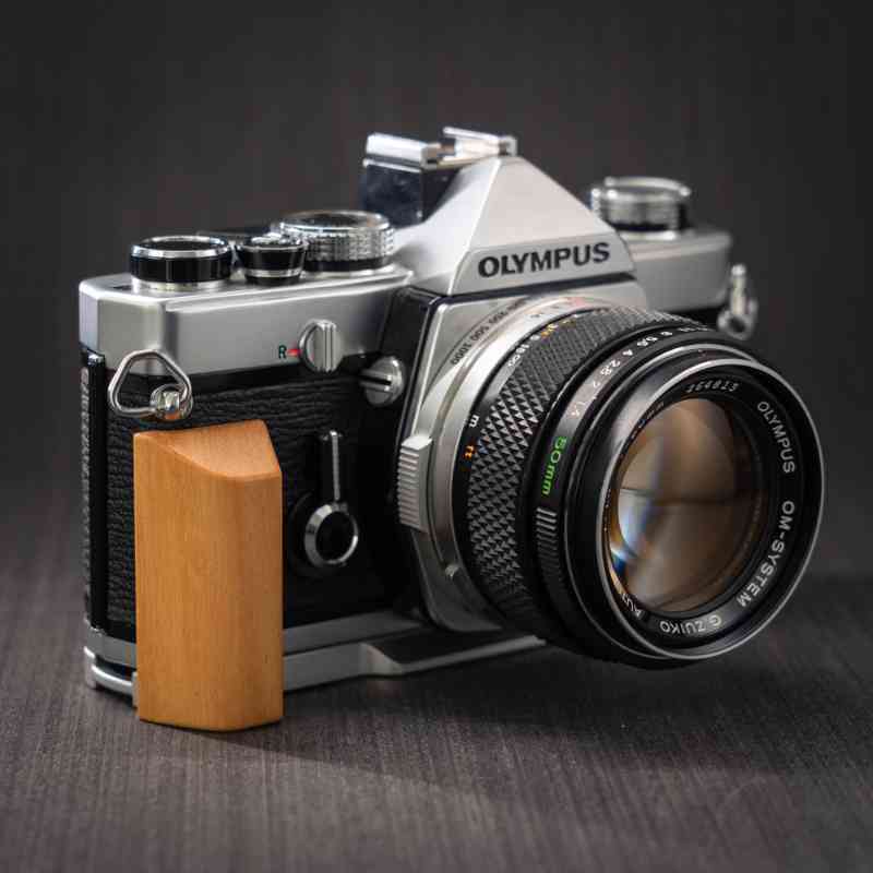 Film Olympus OM1 Grip Wood (OM2 OM3Ti)