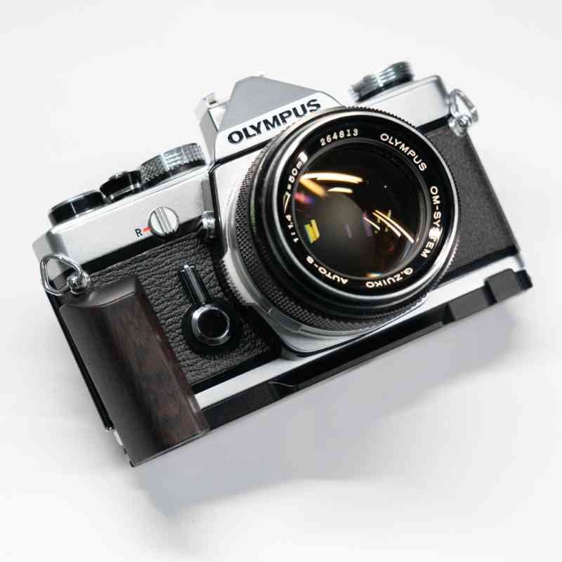 絶版・未使用】オリンパス ウッドグリップ フィルム OM用 YUWOOD 黒