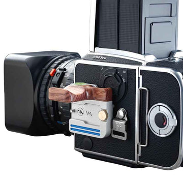Hasselblad 500/503 Finger Grip - iWoodStore