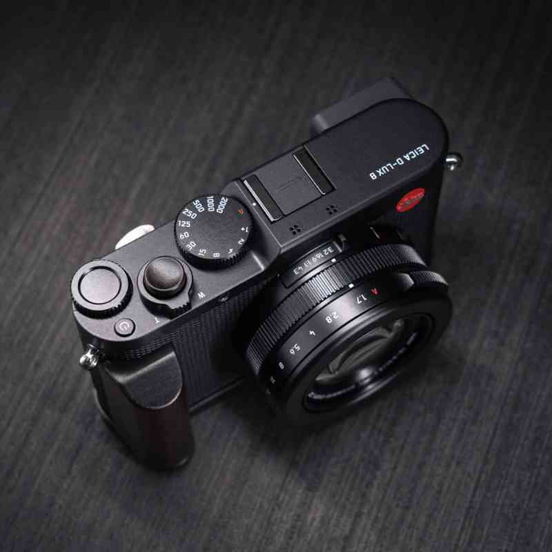 Leica DLux8 Grip Wood YW Design - iWoodStore