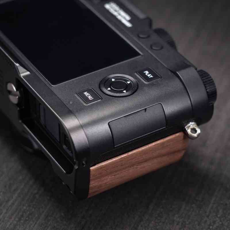 Leica DLux8 Grip Wood YW Design - iWoodStore