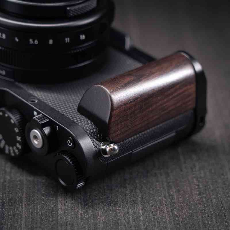 Leica DLux8 Grip Wood YW Design - iWoodStore