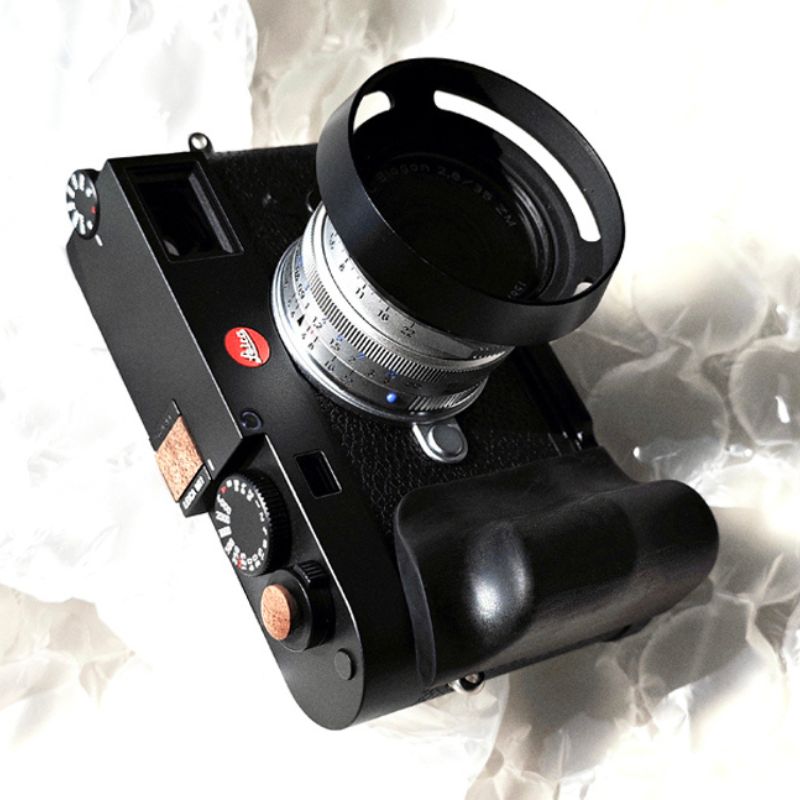 Leica M11 Grip Wood - iWoodStore