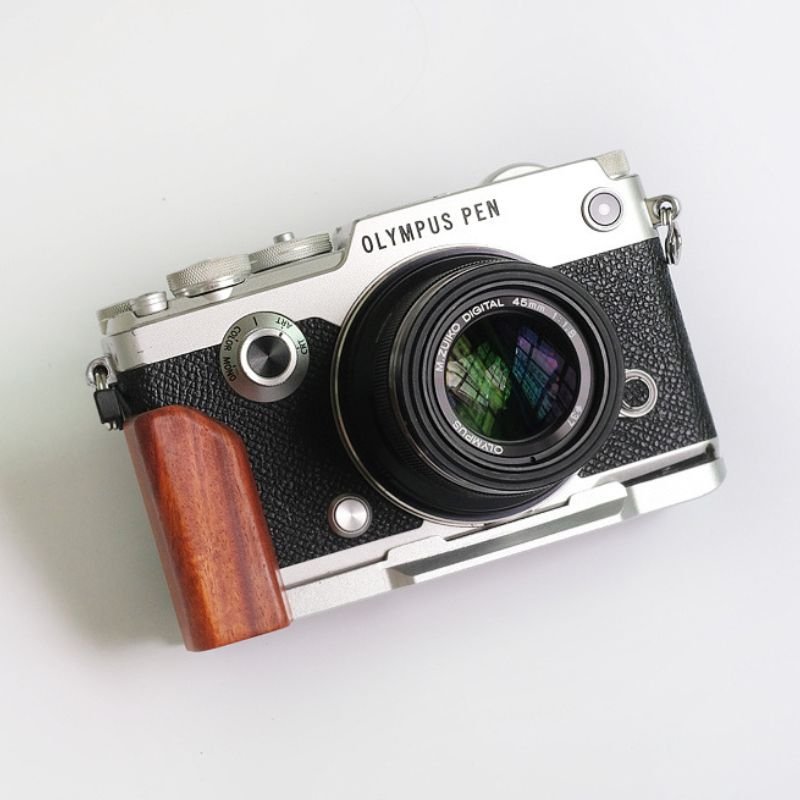 Handmade Olympus PEN-F Grip from Solid Wood 🌲📷