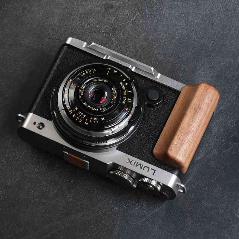 Panasonic Lumix S9 Grip MS Design - iWoodStore