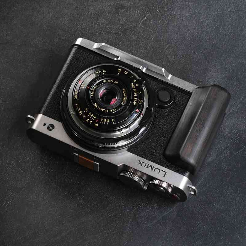 Panasonic Lumix S9 Grip MS Design - iWoodStore