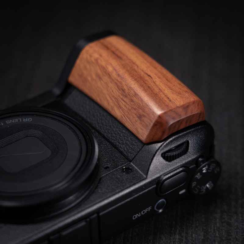 RICOH GR IV ウッドグリップ付き Wooden Grip for Ricoh GR4 – Premium Ergonomic Handgrip