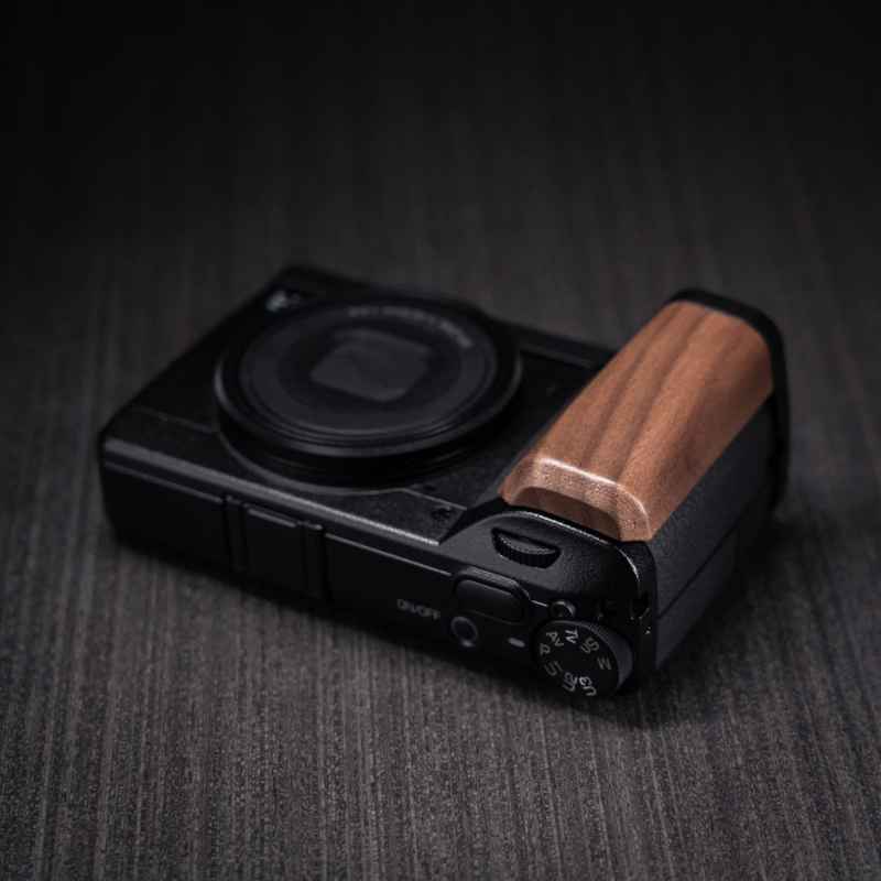 Ricoh GR4 Handgrip Wood (Ricoh GR IV) - iWoodStore