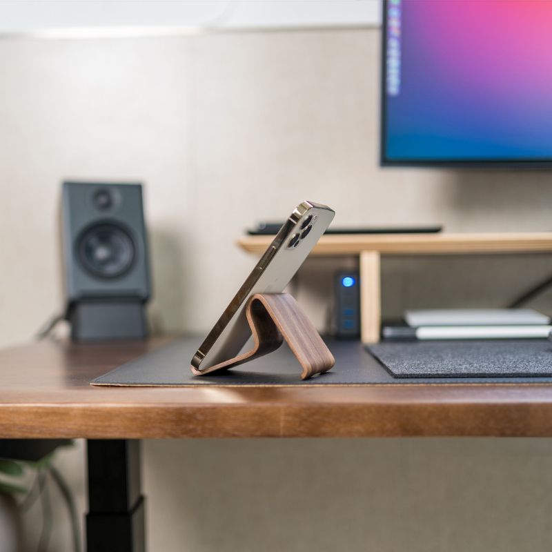 Wooden iPhone Stand for Desk - Scandi Style 📱🔥