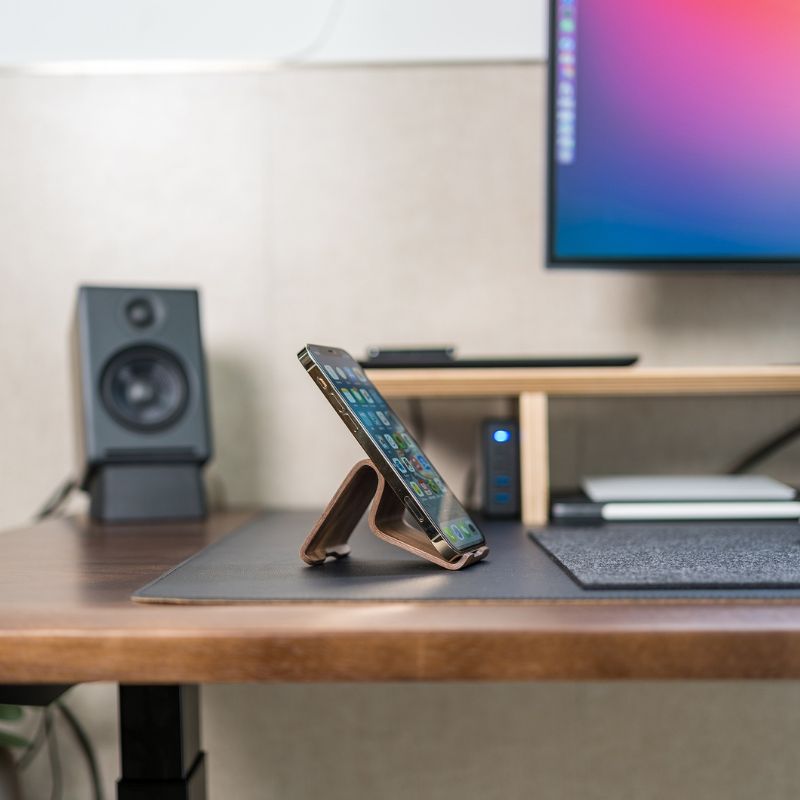 Scandi Style Wooden iPhone Stand for Desk - iWoodStore