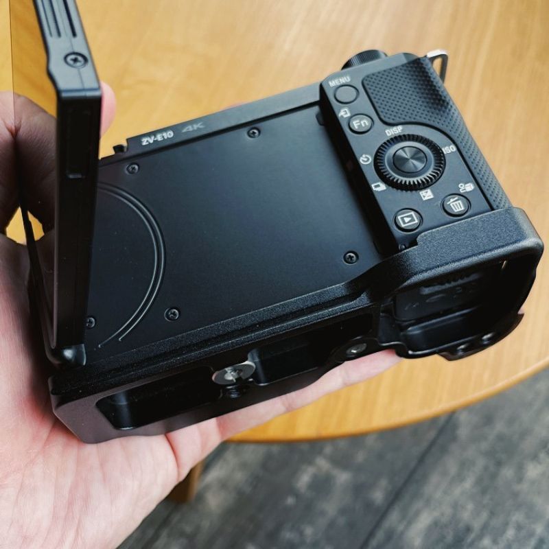 Sony Alpha ZV-E10 Hand Grip (ZVE10) - iWoodStore