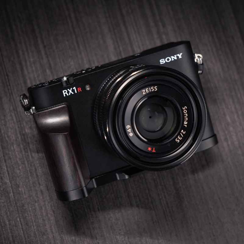 Sony RX1RIII Grip Wood YW (RX1R3) - iWoodStore