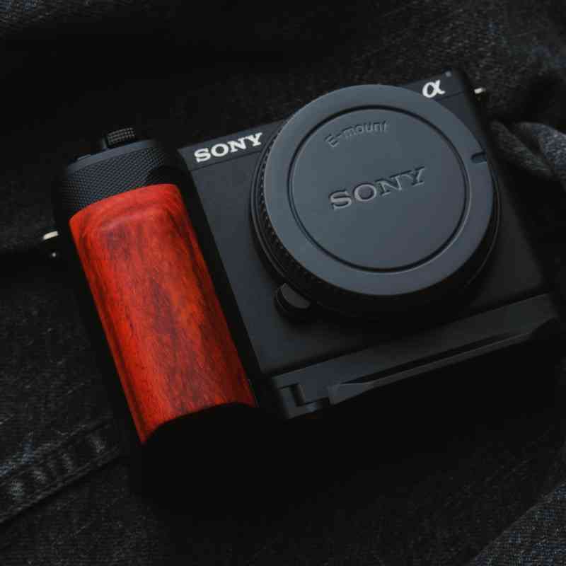 Sony ZV - E10II Grip (ZVE10II) KC Design - iWoodStore