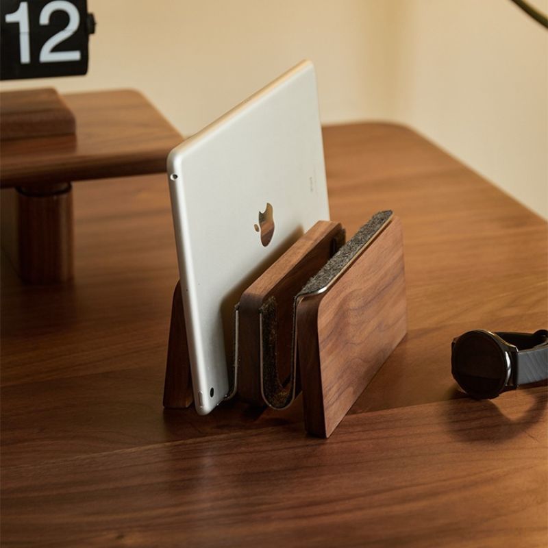 Wood Laptop Vertical Stand for Desk - iWoodStore