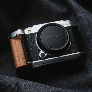 Wooden Fuji X - M5 Grip KC Design (XM5) - iWoodStore