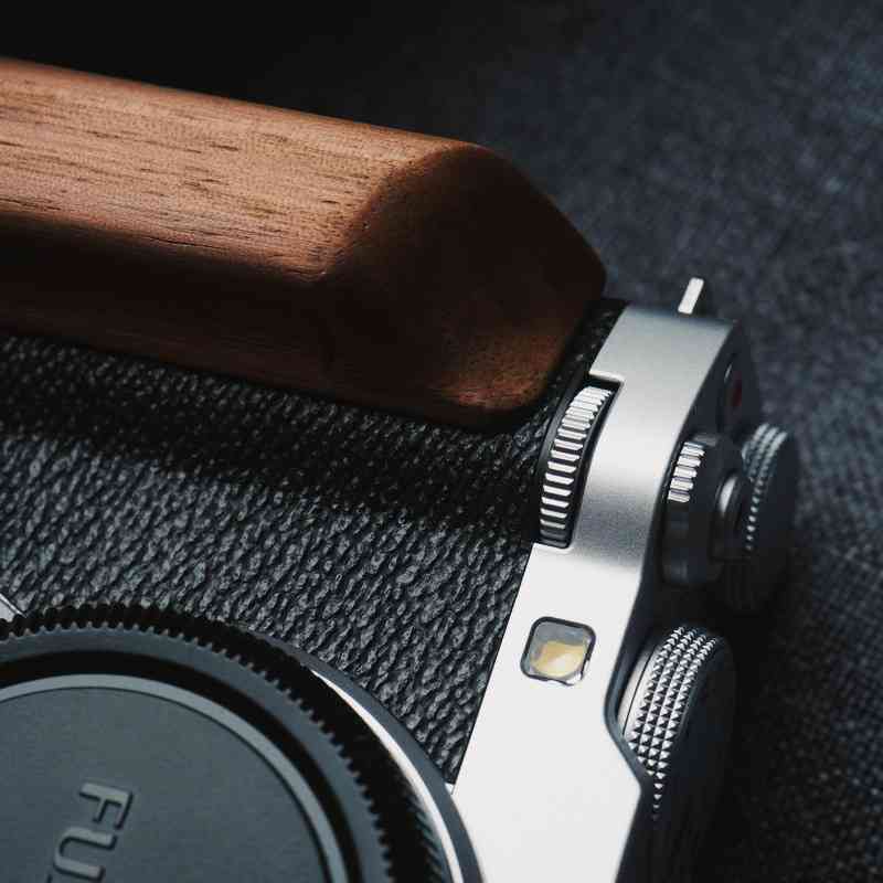 Wooden Fuji X - M5 Grip KC Design (XM5) - iWoodStore