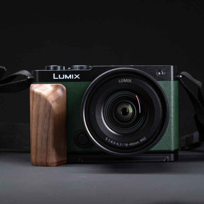 Lumix S9用木製L字グリップ | ウォールナット＆エボニー