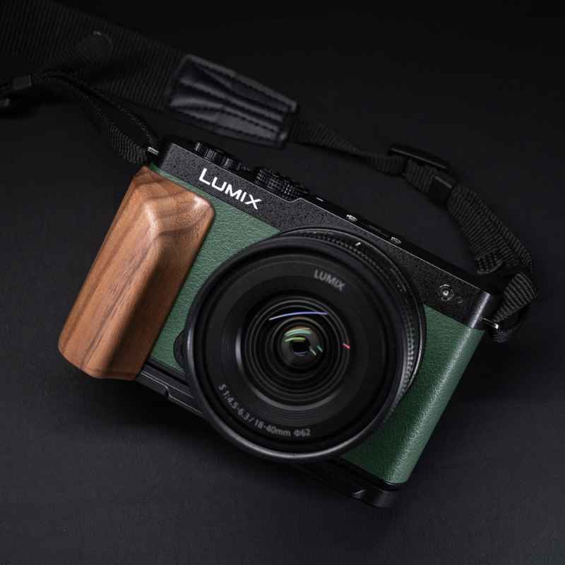Wooden L-Shaped Grip for Lumix S9 | Walnut & Ebony