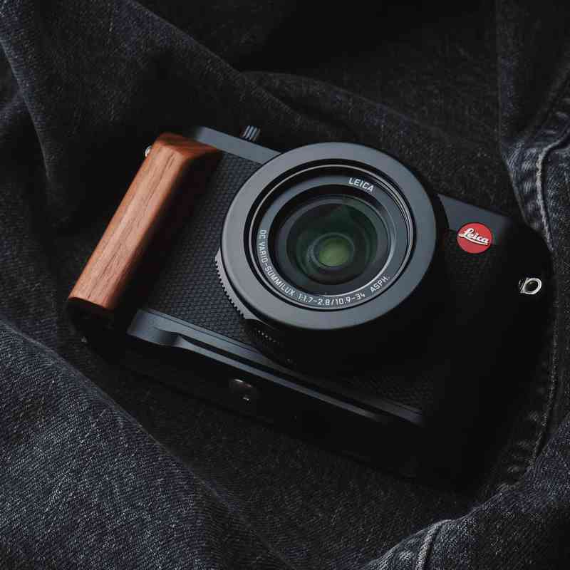 Wooden Leica D - Lux 8 Grip KC Design - iWoodStore