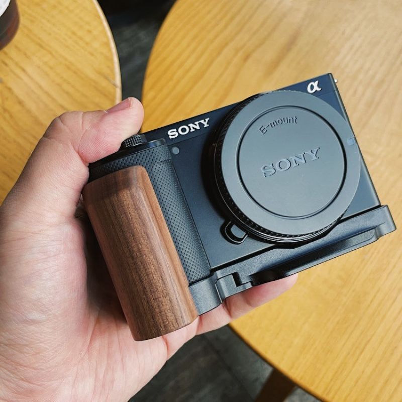 Sony ZV-E10 camera wooden handle hand grip aluminum alloy base zve10 handgrip